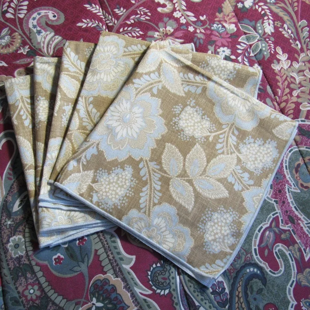 Lot of 5 Floral Print Napkins 17